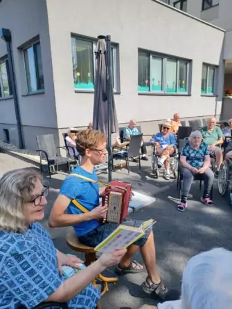 457271884_920772743423094_7869966353685634918_n