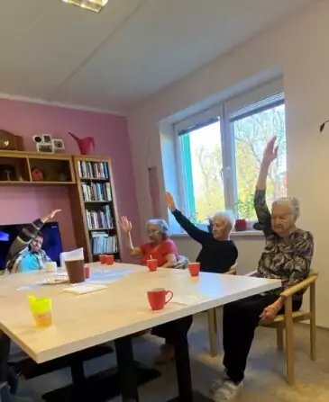 7904954F-839D-4A98-BBEC-7FA065217E4A