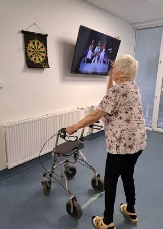 7b4121e2-638c-47e4-ab25-f9fcca46e27c