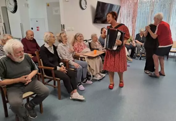 8470853a-9101-4eb7-8d92-cbc87afdc2f5