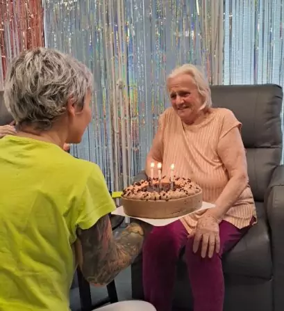 9169ec55-67c0-4e12-8dc9-a5e0bd46ba8f