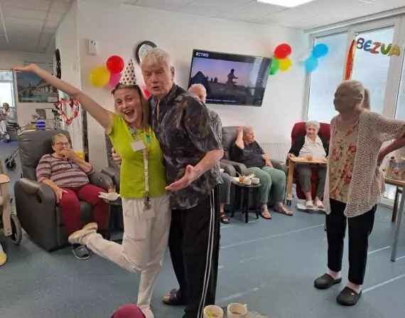 a6f408f1-f929-4379-b319-9fb12ea88686