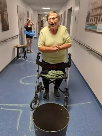 b12809fb-5d10-48b1-80fd-1a24c6926205