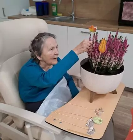 f9d6eff6-dae7-4704-bb1c-9a7b7fad0597