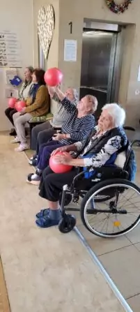 1b64b701-b420-4dff-8fe6-16366acc5da8