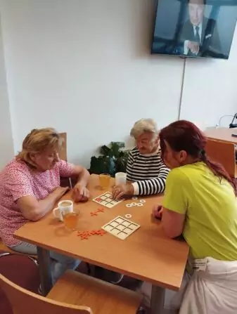 5169c5a5-e296-4083-8966-9dc89eae8829