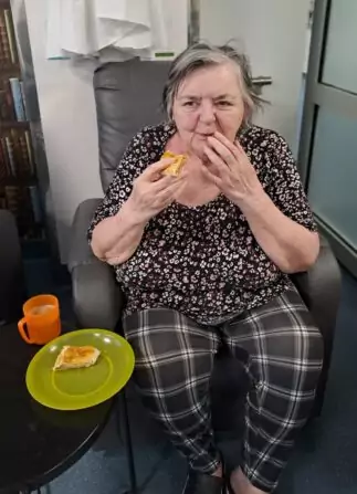 6075ac8f-f721-40f6-a9f7-5534cbb6f24c