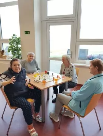 6c9ed389-5ccf-4ccb-9500-fb229cb0d8f5