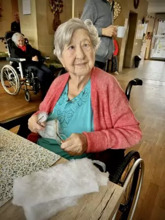 E10A6B37-4D46-4771-B501-875548792666