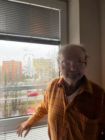 EE51A61F-480C-45C5-980D-EF3B10A678B3