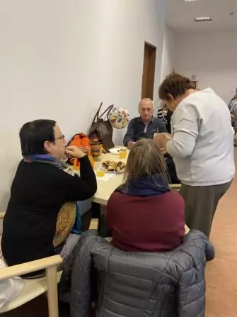 F5DA34E7-59DA-4BFB-919D-FD47B52AF644