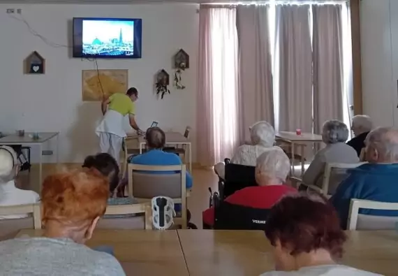 WhatsApp Image 2024-11-19 at 10.04.08 (1)