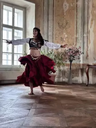 orientální tanečnice (2)