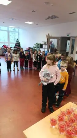 0a7719a4-725f-4d13-9e59-abd2c209a79b