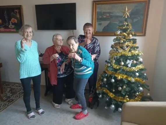 92013E3B-9DCA-414A-8387-6B4E535D8C9A