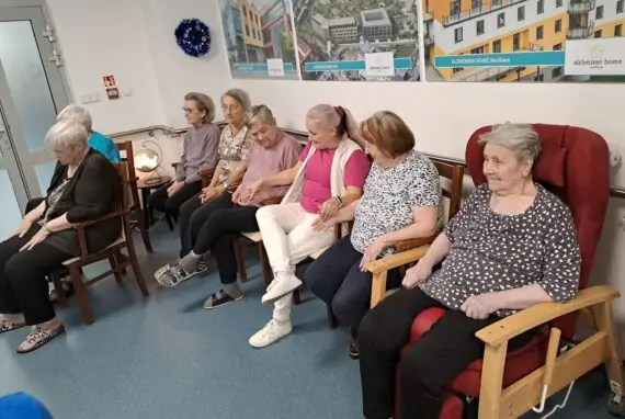 996b3aa6-afeb-48ad-9aa1-649592d6a71b