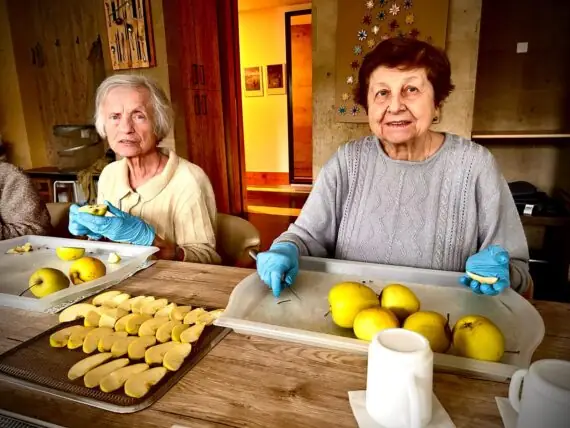 PHOTO-2024-12-03-19-30-34 (1)