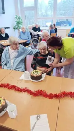 a256e2de-4b03-4333-b626-cb8f4564d039