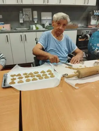 b53d7bee-0dd3-4949-acc4-e7a202653b32