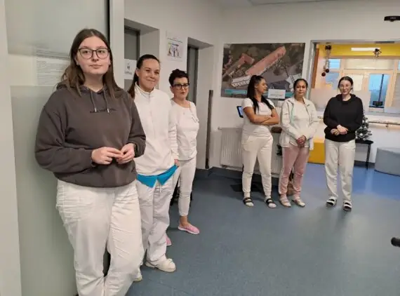 b6d27217-8177-4894-bef9-dbe6f243f1d9