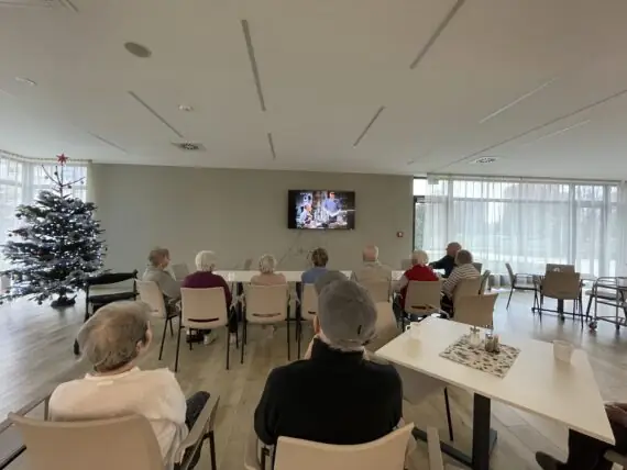 f2e71d0b-e9d9-454d-9d4b-aca5f8d69d0a