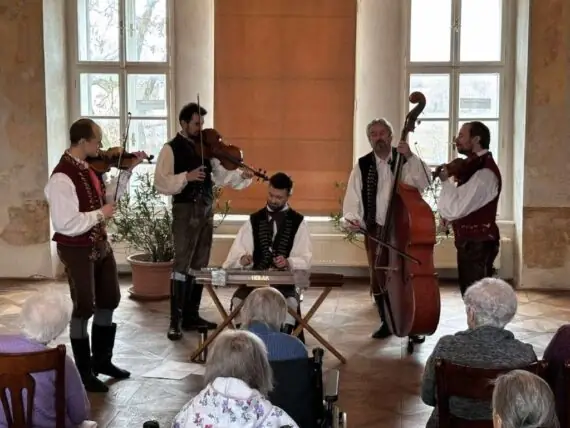 2025 01 10 cimbálková muzika (1)