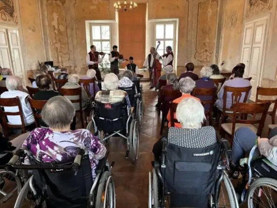 2025 01 10 cimbálková muzika (9)