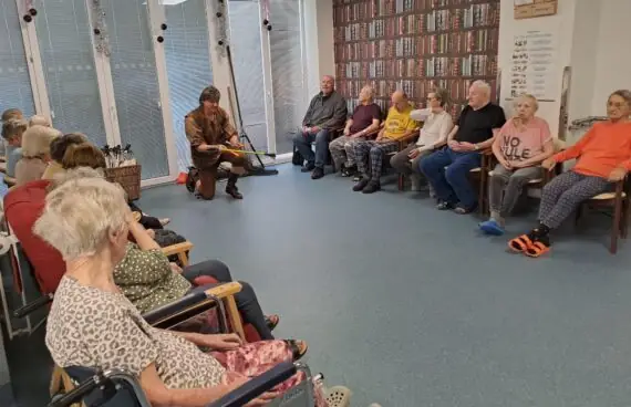 6823b0c5-763f-4306-badf-b049b5c36873