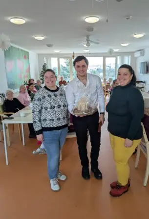 6_PXL_20241215_094408960