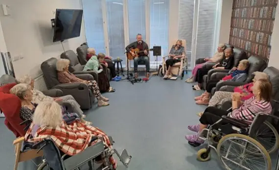 6ae60d6a-2aff-4a54-a55f-0b9c03377ea1