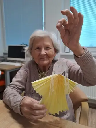 93f4f519-f4be-4126-ab31-c5bf239de7e5