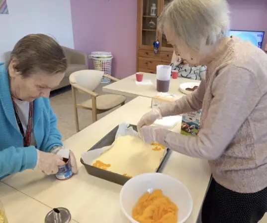 AA942570-B023-48C6-869F-AC8B98A9B0D5