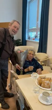 EBEBE0E3-AA10-4848-807B-A5FCADA7A945