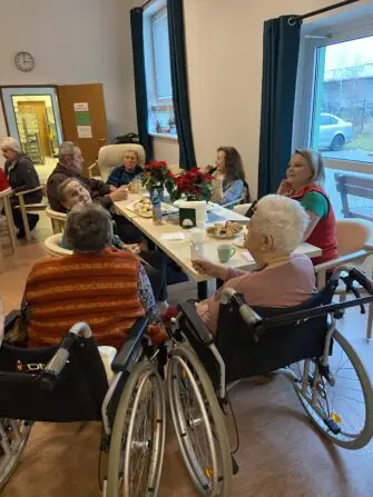 F3E484E3-778B-4DC5-9BDE-6D56D484FBA4