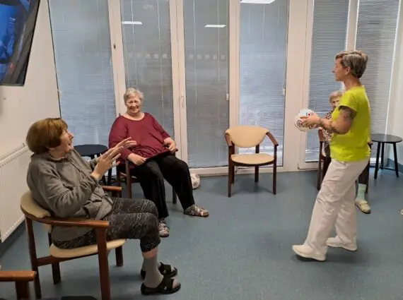 f598ff19-6454-4066-b949-e66bdafd4dfa