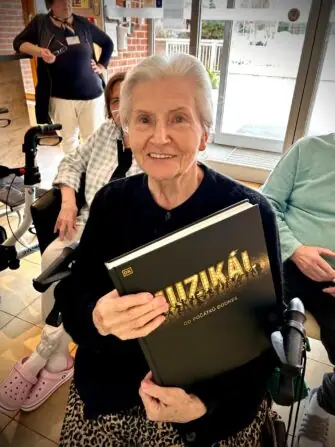 f82bf447-e28f-4982-ac6c-6c0a18c7ccd9