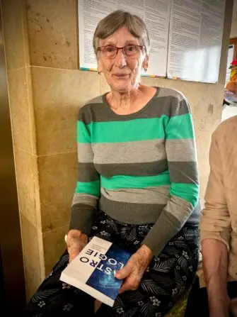 f8c801b0-bbe5-4319-97fc-5792e59d1390