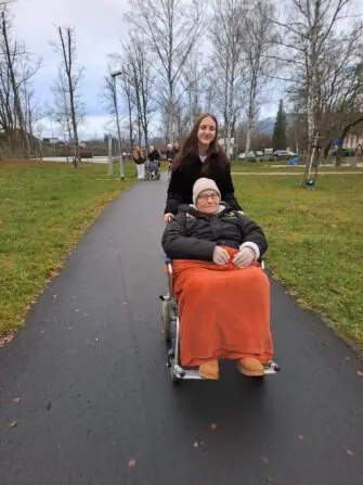 f977f76d-84d6-455a-80bd-5881f62364c8