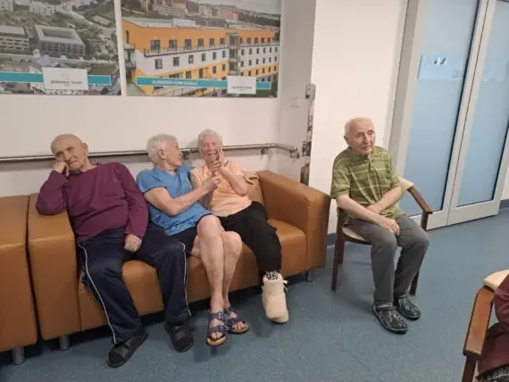 808aa2a0-393e-4e32-ad18-e26c70ffc49f