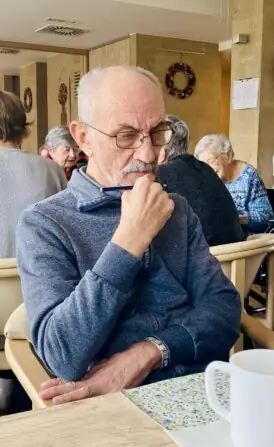 9f699649-e25d-4d26-80ad-5b9266190323