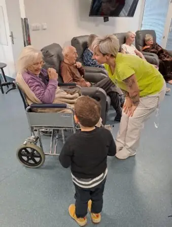 2ae6bd85-f8aa-4f7d-8642-04fa82f399ac