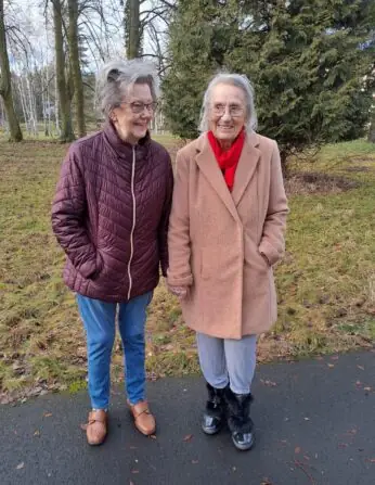 49a7d84c-4214-460a-aa72-53c1ebb71e42