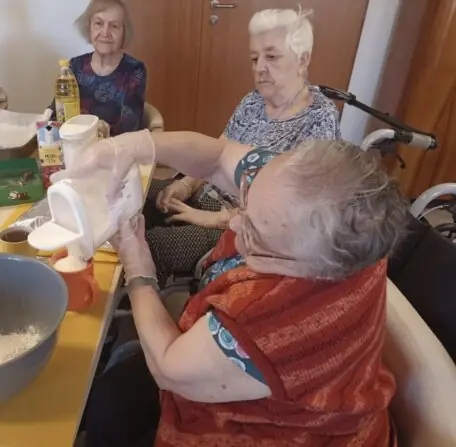 55D1CF8D-2F56-4B5D-A2FA-E5EBD42E48F3