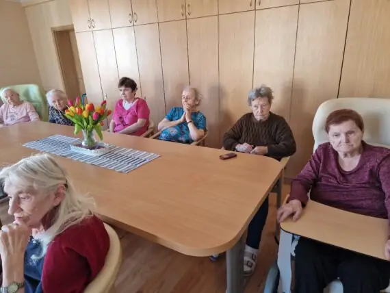 ae800ab1-26c8-4e09-acad-1ae66a129be2