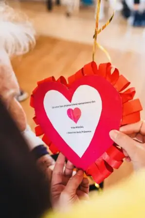 da7d6275-fd2d-43b8-aa56-d31080b94f0b