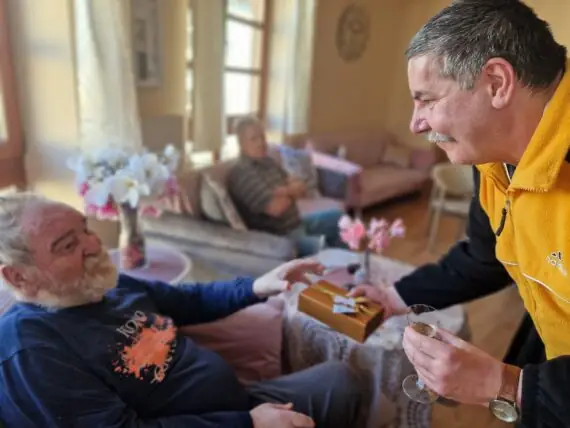 ebaab711-5fda-4eac-b5ed-340bf6efb6be