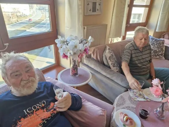 ec9018f0-3d2e-471e-9dad-fddcef15529b