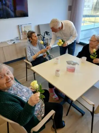 f9ad33f8-e15a-4b6b-b60f-59e2b6d84b3a