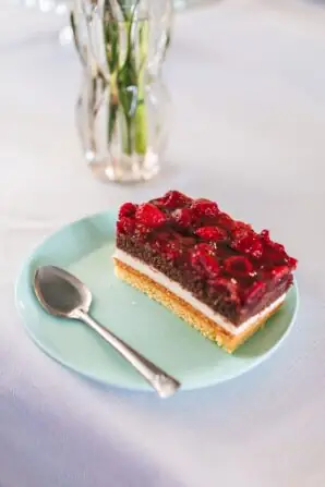 0c0cc917-3a99-4d7c-8dde-05293da92903