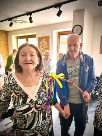 1a421f49-ab73-4093-8113-c77da9ae34de